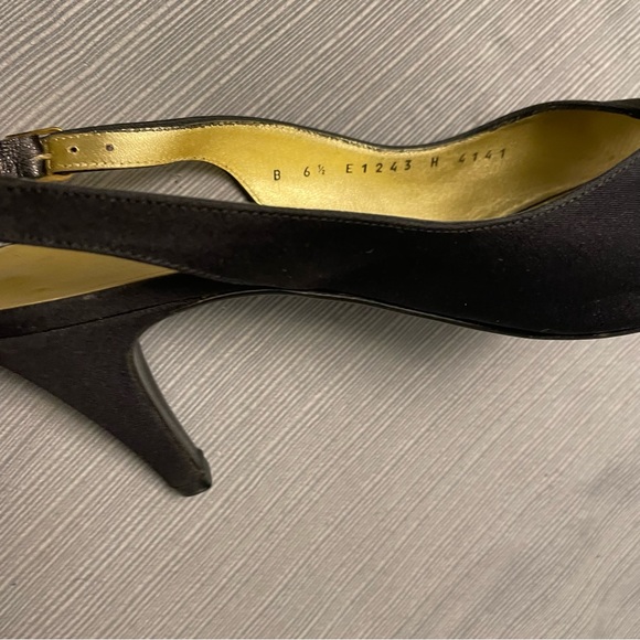 Bruno Magli Black Fabric with Gold Open Tor Slingback Heels Made in Italy 6.5B - Picture 8 of 13